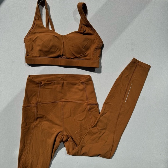 NWT NEIWAI ACTIVE X NYCB Mousse Medium Support Leggings + Bra Size S - Picture 2 of 5